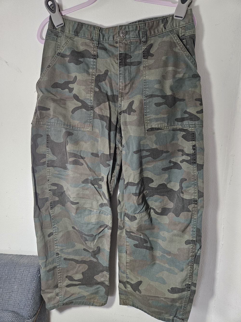 GAP NWOT Camouflage Barrel Leg Pants - Green/Brown